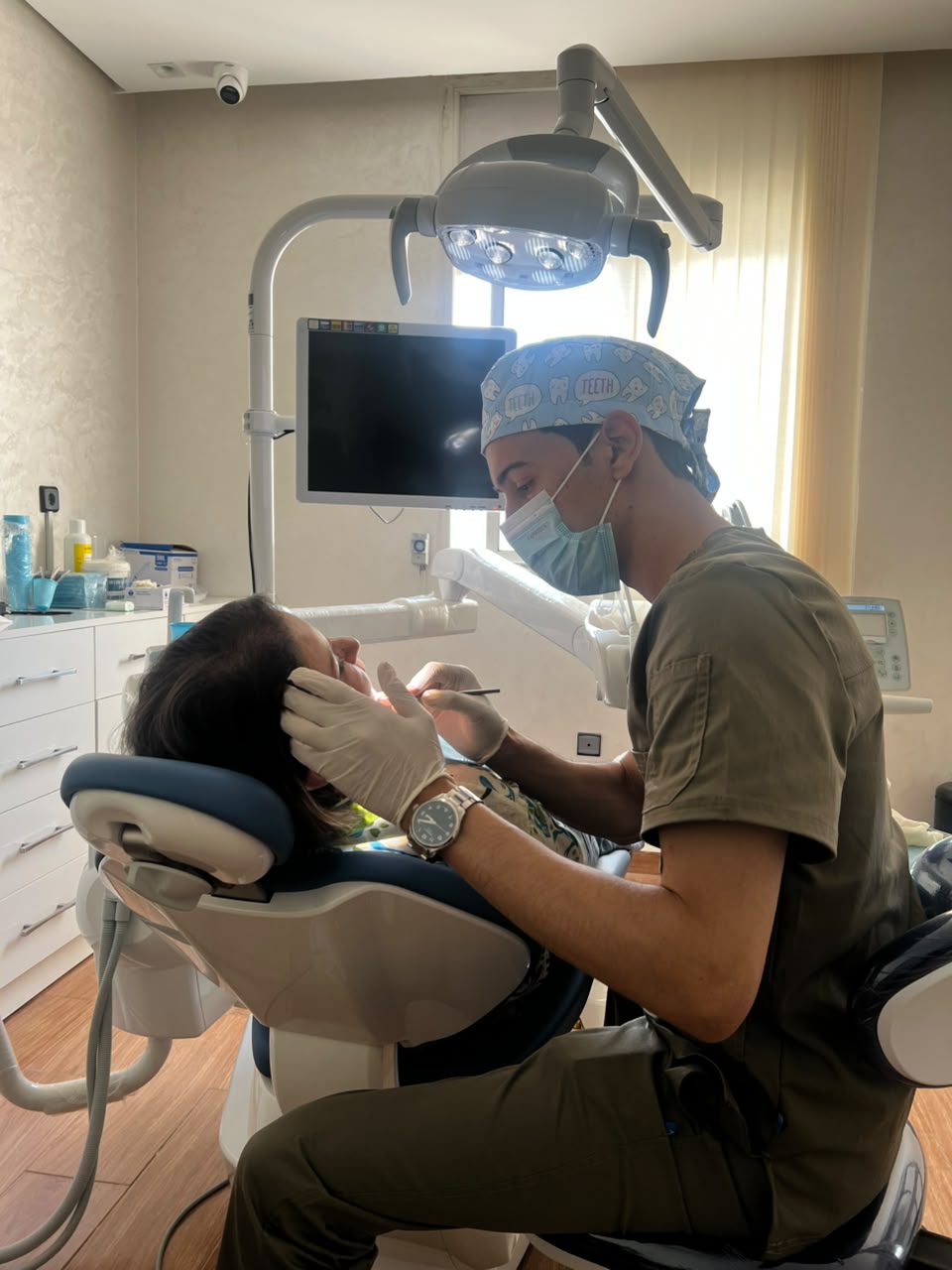 Dr. Alae Cherki en soin